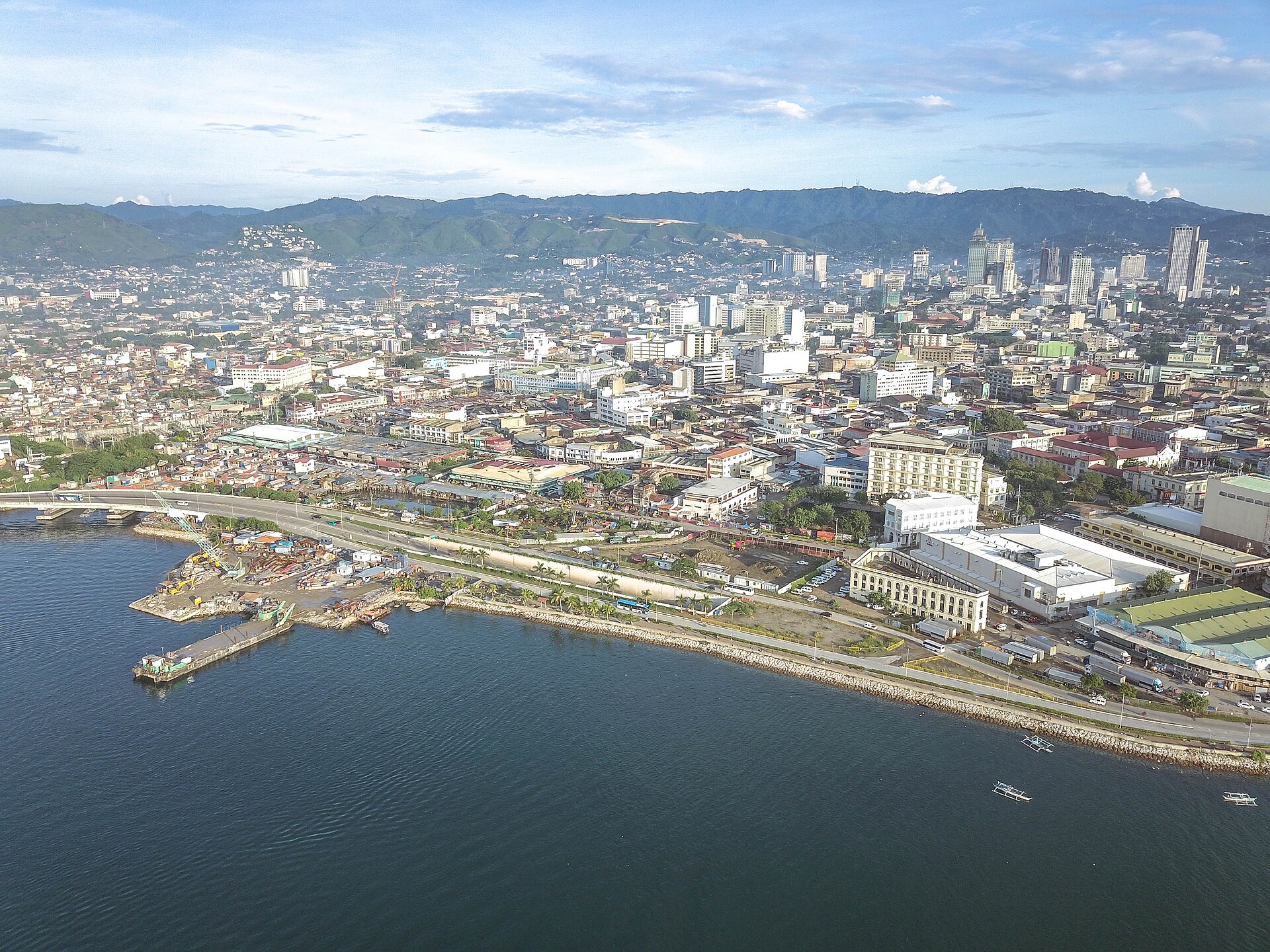 セブシティ中心部の市街地