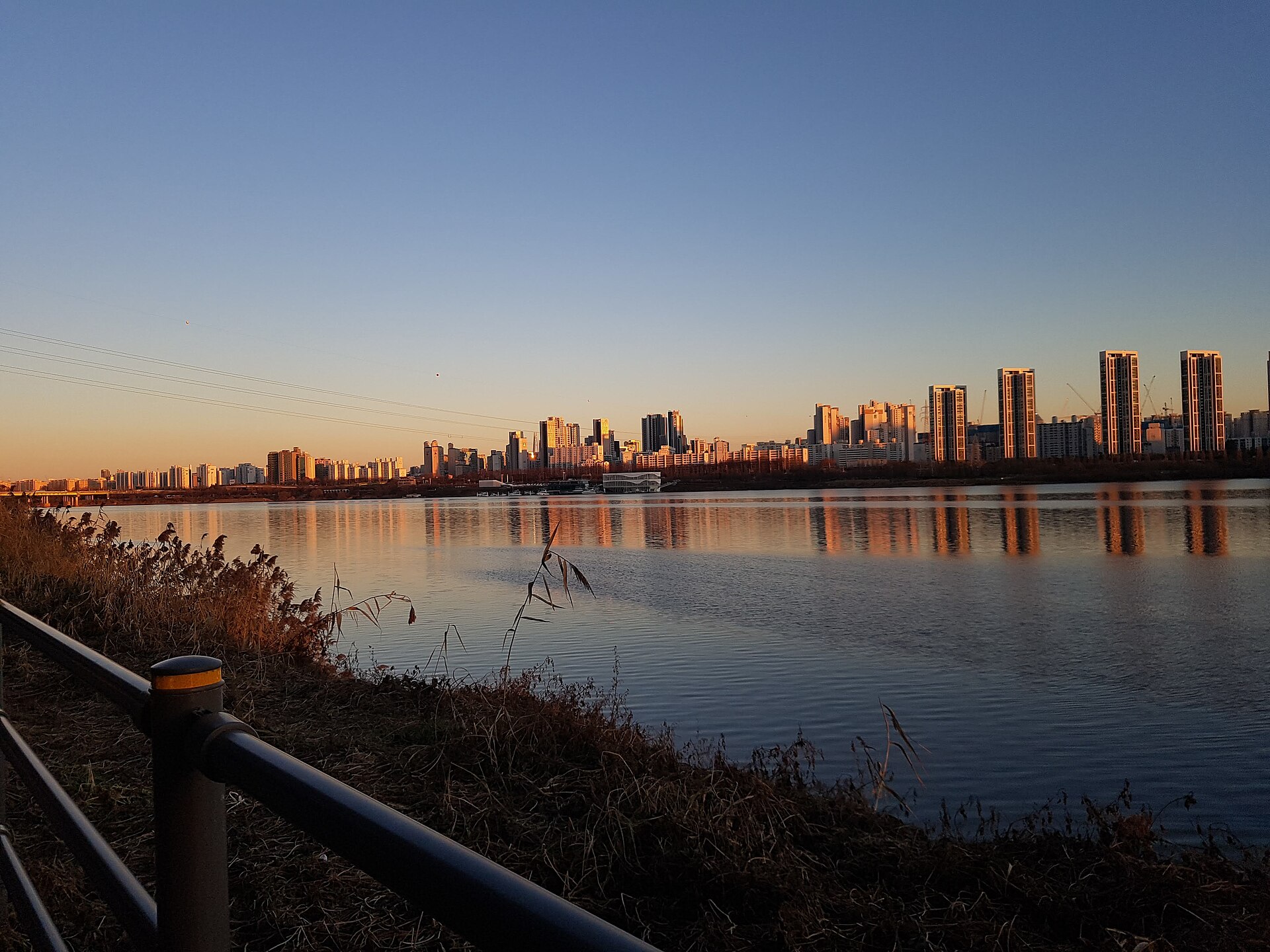 漢江沿いのソウル都市景観