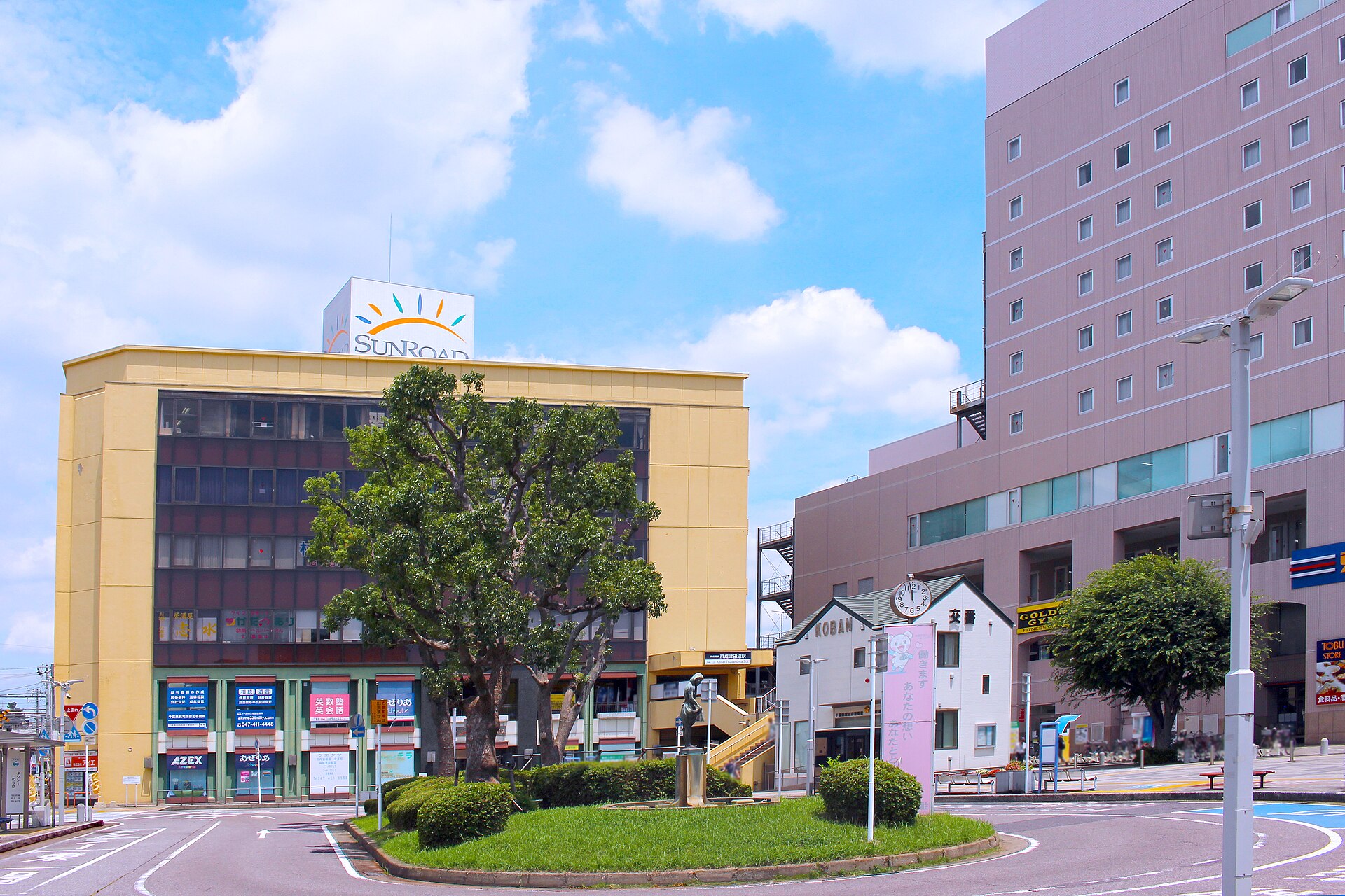 京成津田沼駅の南口駅前
